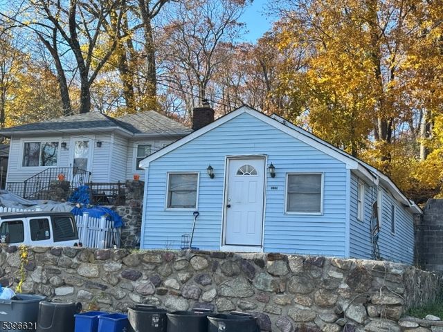 311 Lakeside Ave, Hopatcong Boro, NJ 07837