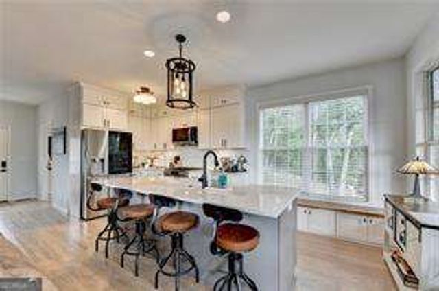 6980 Diana Circle, Gainesville, GA 30506