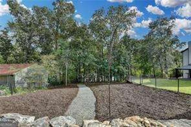 6980 Diana Circle, Gainesville, GA 30506