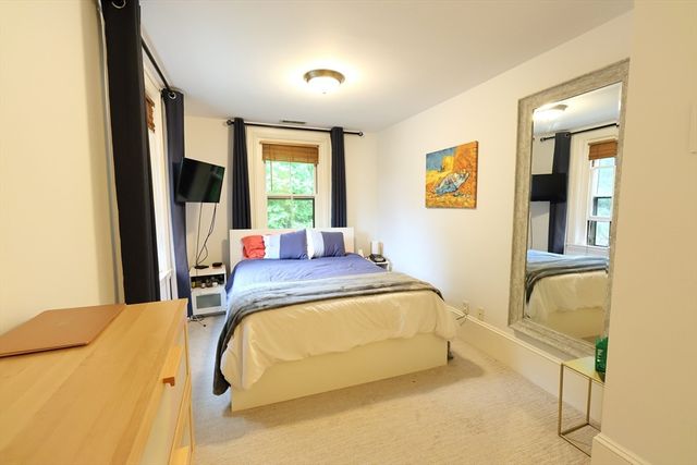 107 Waban Hill Road R, Newton, MA 02467