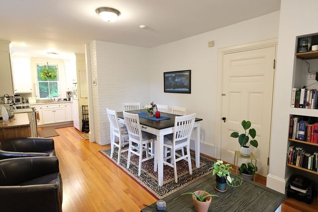 107 Waban Hill Road R, Newton, MA 02467
