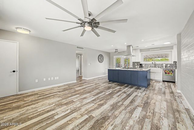 10255 N 101ST Avenue, Sun City, AZ 85351