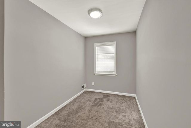 3482 DUNHAVEN RD, Dundalk, MD 21222