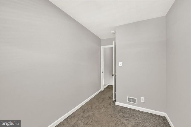 3482 DUNHAVEN RD, Dundalk, MD 21222