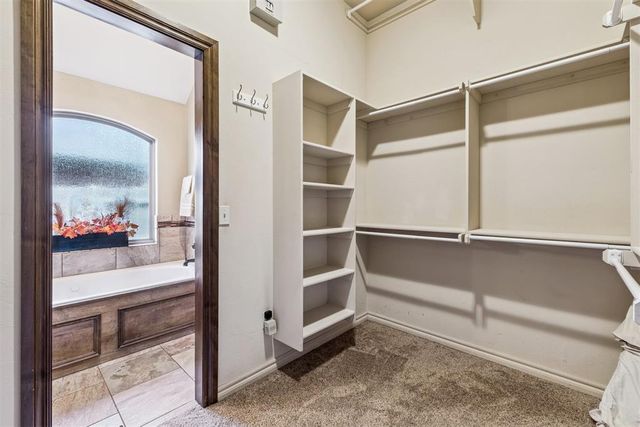 557 W Pine Rose Court Way, Mustang, OK 73064