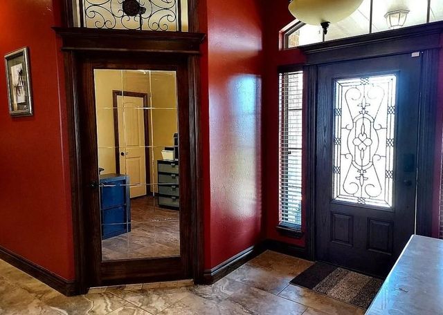 557 W Pine Rose Court Way, Mustang, OK 73064