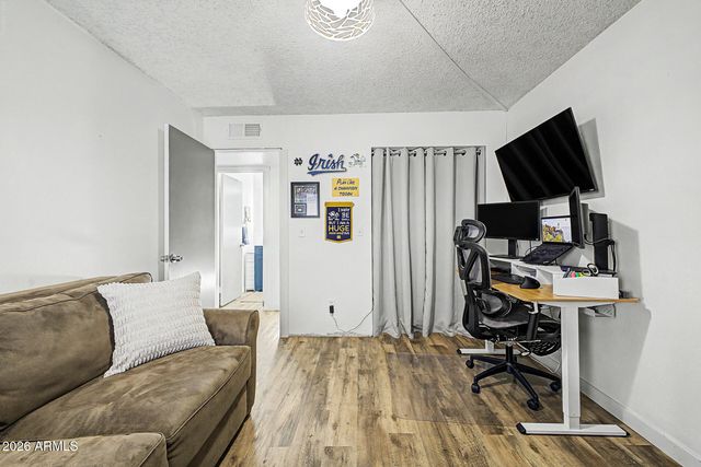 1725 N Date -- 5, Mesa, AZ 85201
