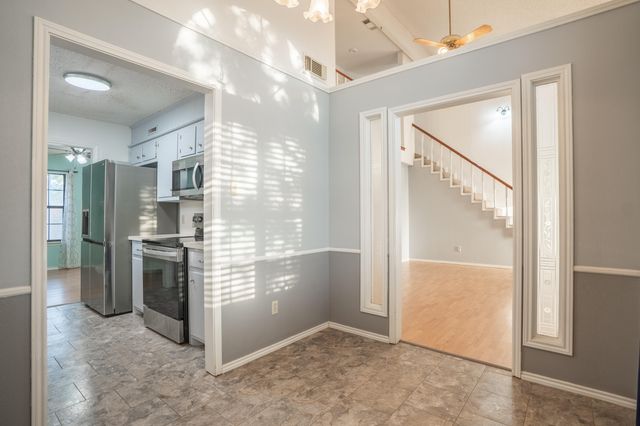 512 N Grover Avenue, Lubbock, TX 79416