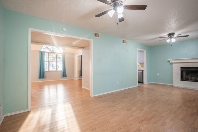 512 N Grover Avenue, Lubbock, TX 79416