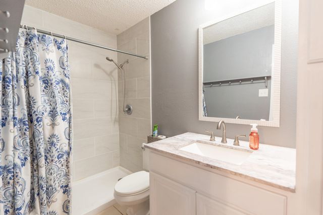 512 N Grover Avenue, Lubbock, TX 79416