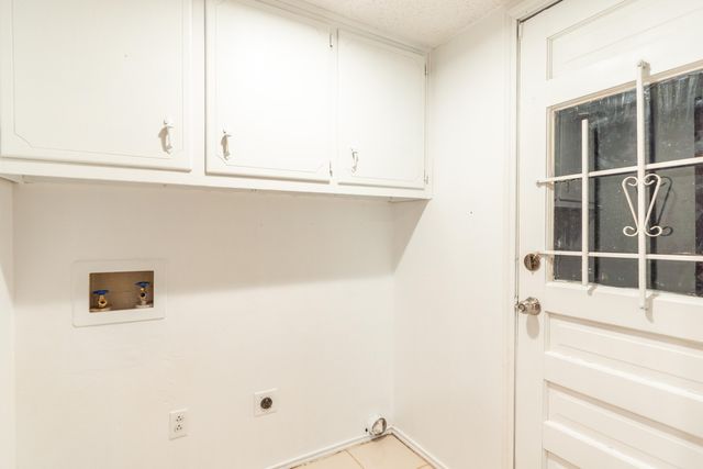 512 N Grover Avenue, Lubbock, TX 79416