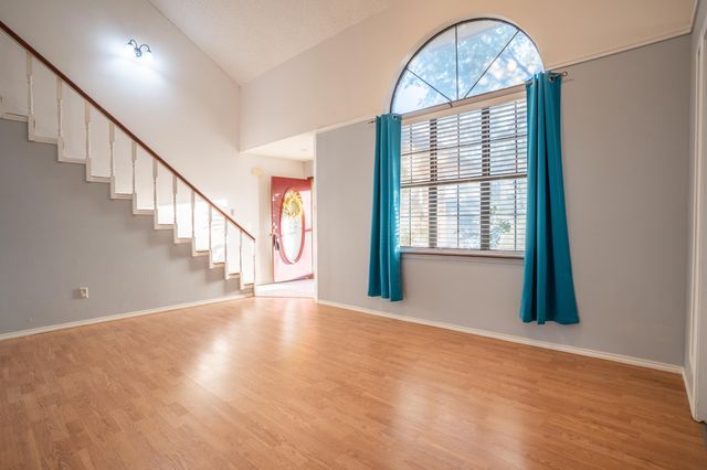 512 N Grover Avenue, Lubbock, TX 79416