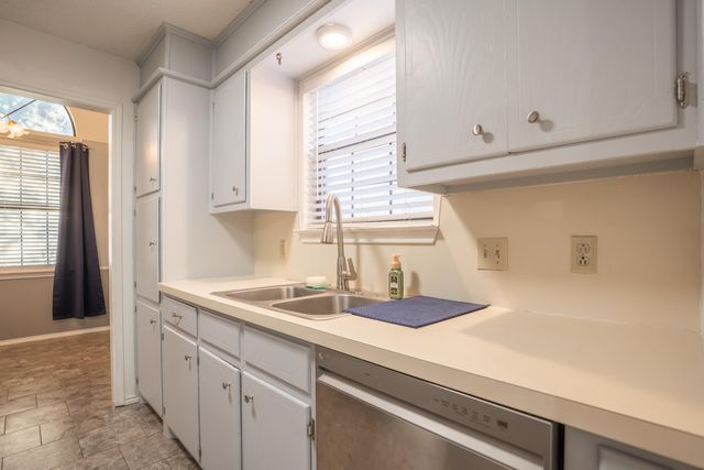 512 N Grover Avenue, Lubbock, TX 79416