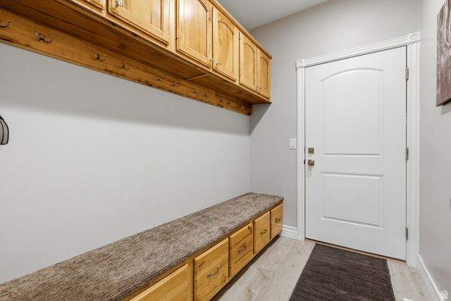 3986 W 4200 S, West Haven, UT 84401