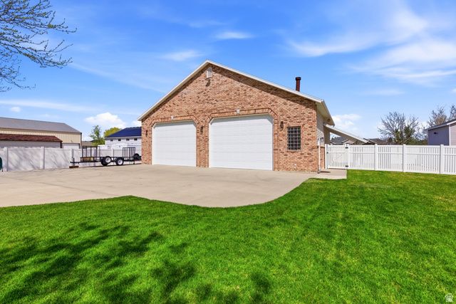 3986 W 4200 S, West Haven, UT 84401