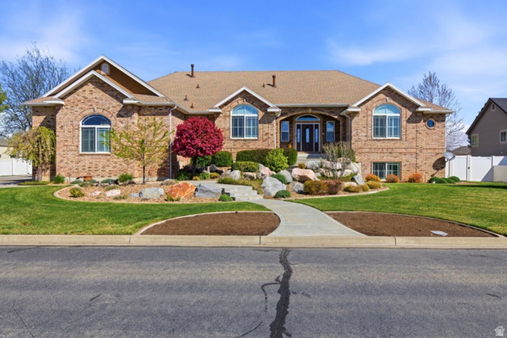 3986 W 4200 S, West Haven, UT 84401