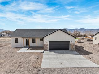 265 N SOUTH BEND DR, Monroe, UT 84754