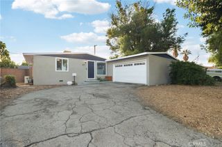 8411 Mammoth Avenue, Panorama City, CA 91402