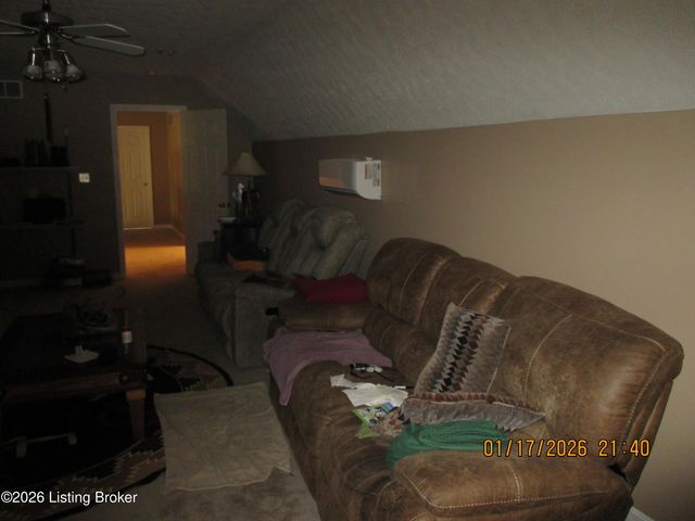 376 Wilderness Trail, Shepherdsville, KY 40165