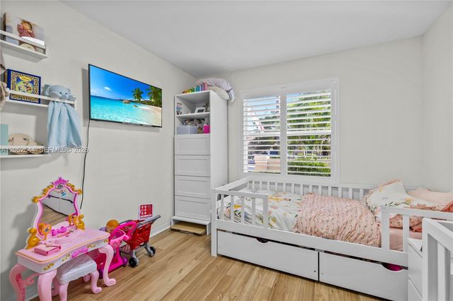 1879 Andromeda Lane, Weston, FL 33327