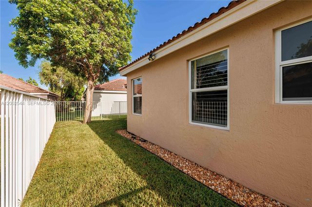 1879 Andromeda Lane, Weston, FL 33327
