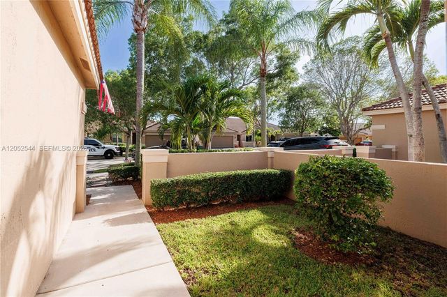1879 Andromeda Lane, Weston, FL 33327