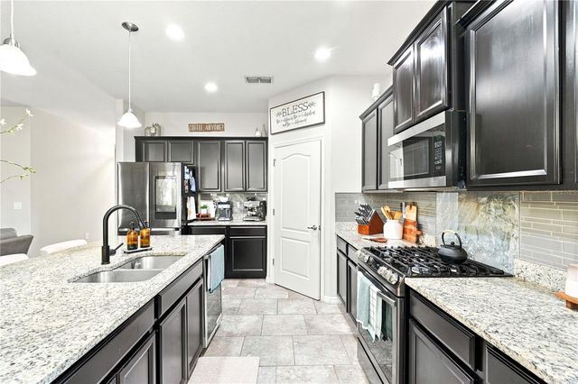 632 E VICTORIA TRAILS BOULEVARD, Deland, FL 32724