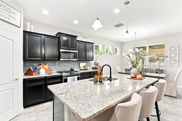 632 E VICTORIA TRAILS BOULEVARD, Deland, FL 32724
