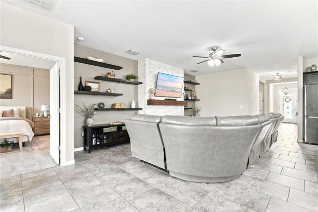 632 E VICTORIA TRAILS BOULEVARD, Deland, FL 32724