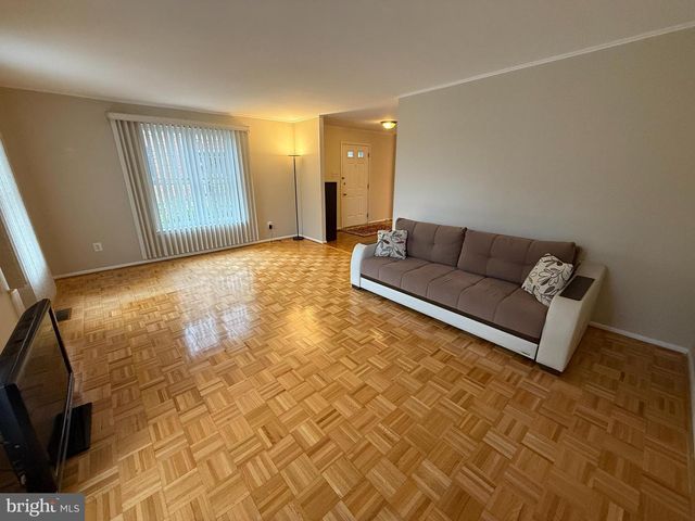 159 LARKSPUR ST, Philadelphia, PA 19116