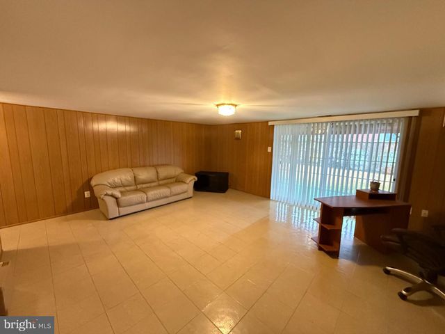 159 LARKSPUR ST, Philadelphia, PA 19116