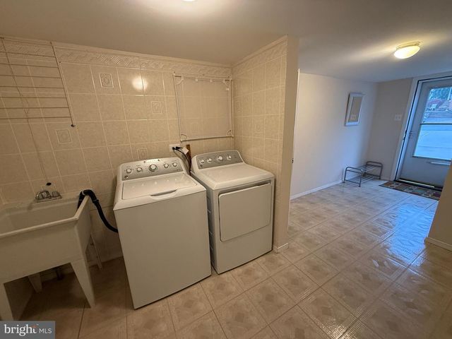 159 LARKSPUR ST, Philadelphia, PA 19116