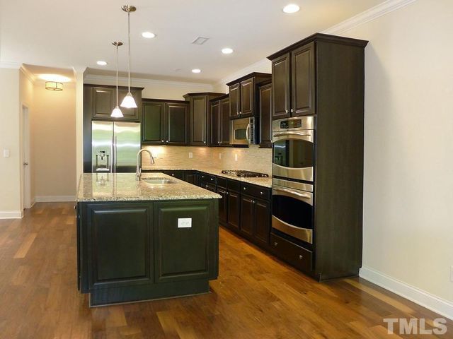304 Rose Walk Lane, Carrboro, NC 27510