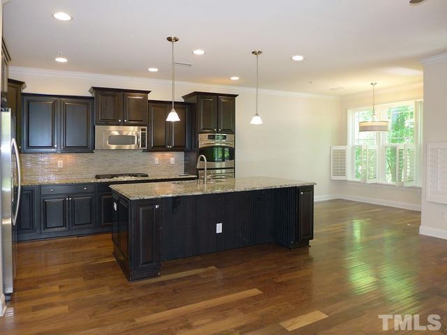 304 Rose Walk Lane, Carrboro, NC 27510