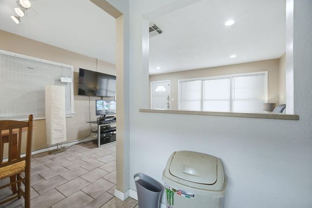 2120 Taylor Street, Hollywood, FL 33020