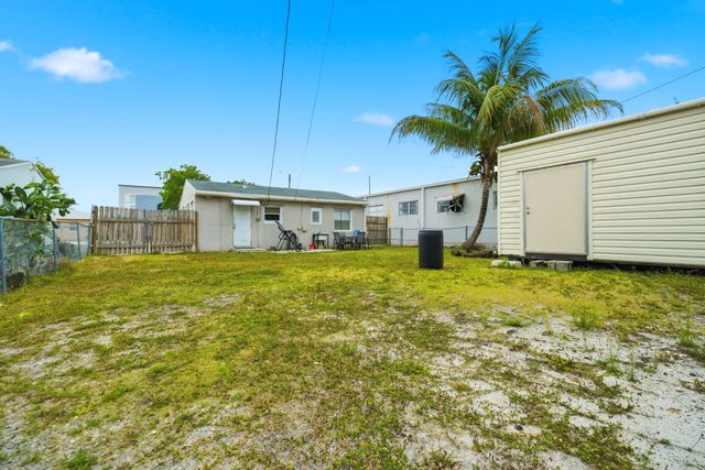 2120 Taylor Street, Hollywood, FL 33020