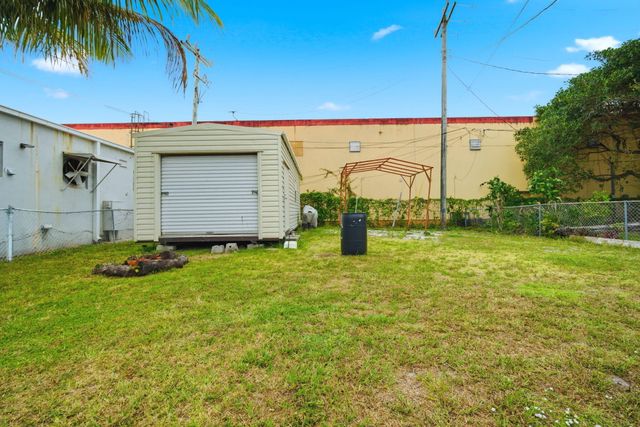 2120 Taylor Street, Hollywood, FL 33020