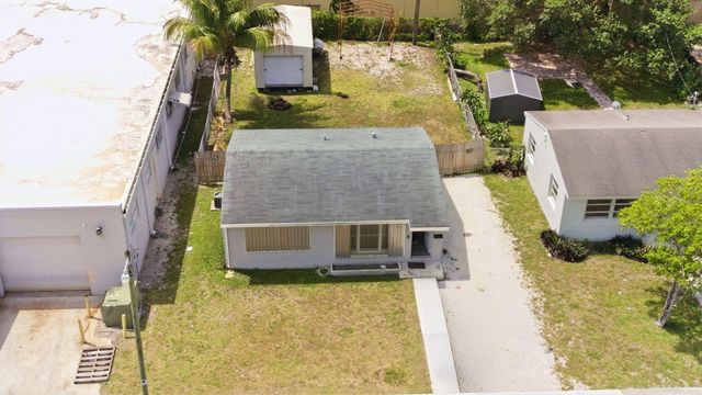 2120 Taylor Street, Hollywood, FL 33020