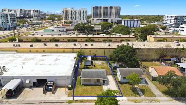 2120 Taylor Street, Hollywood, FL 33020