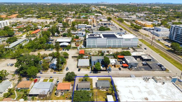 2120 Taylor Street, Hollywood, FL 33020