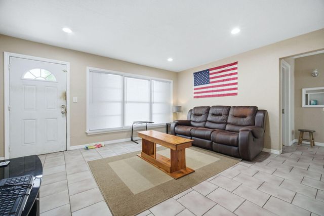 2120 Taylor Street, Hollywood, FL 33020