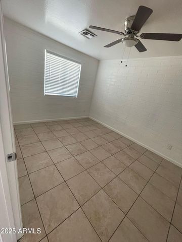 3232 W JACKSON Street Apt 4, Phoenix, AZ 85009