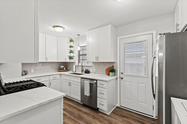 10023 Olmos Drive, Dallas, TX 75218