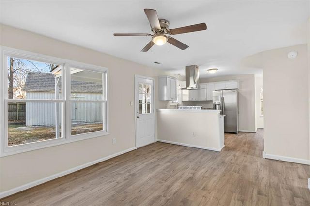 706 Lateen CT, Newport News, VA 23608