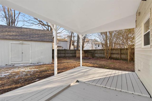 706 Lateen CT, Newport News, VA 23608