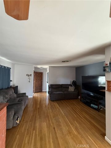 9387 Kaiser Ave., Fontana, CA 92335