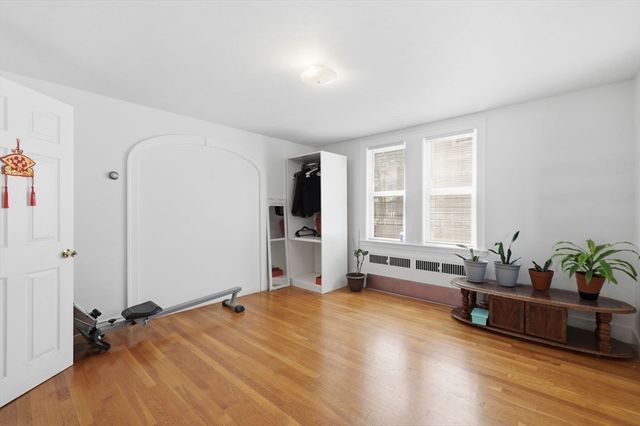 19 Miller Stile Rd, Quincy, MA 02169