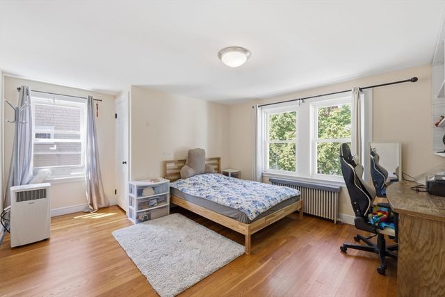 19 Miller Stile Rd, Quincy, MA 02169