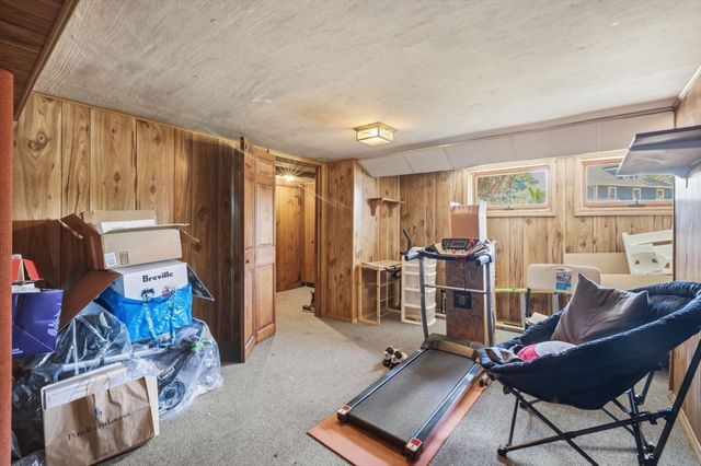 19 Miller Stile Rd, Quincy, MA 02169