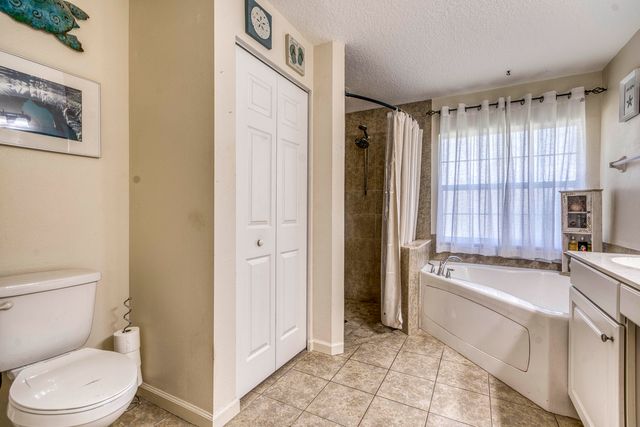 15092 60th Place N, Loxahatchee, FL 33470